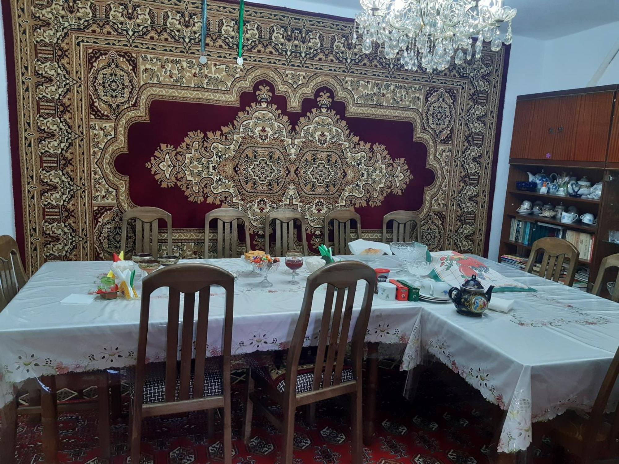 Guest House Lola Kochkor Bagian luar foto